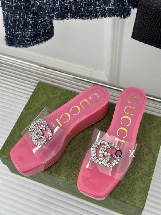 Picture of Gucci Shoes _SKUGuccisz35-4066883.52CMJX0113